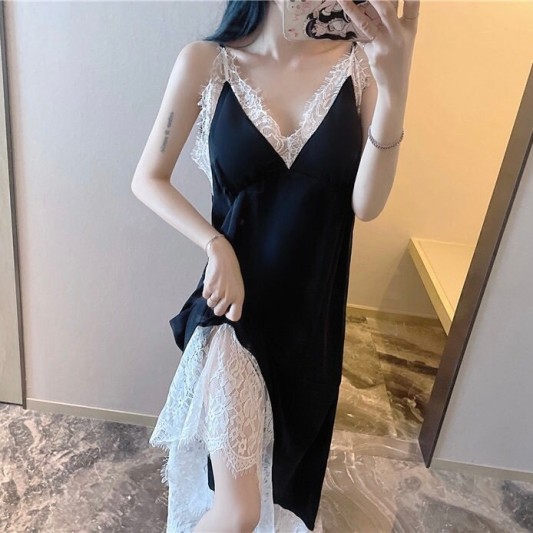 性感冰丝拼接蕾丝边睡裙